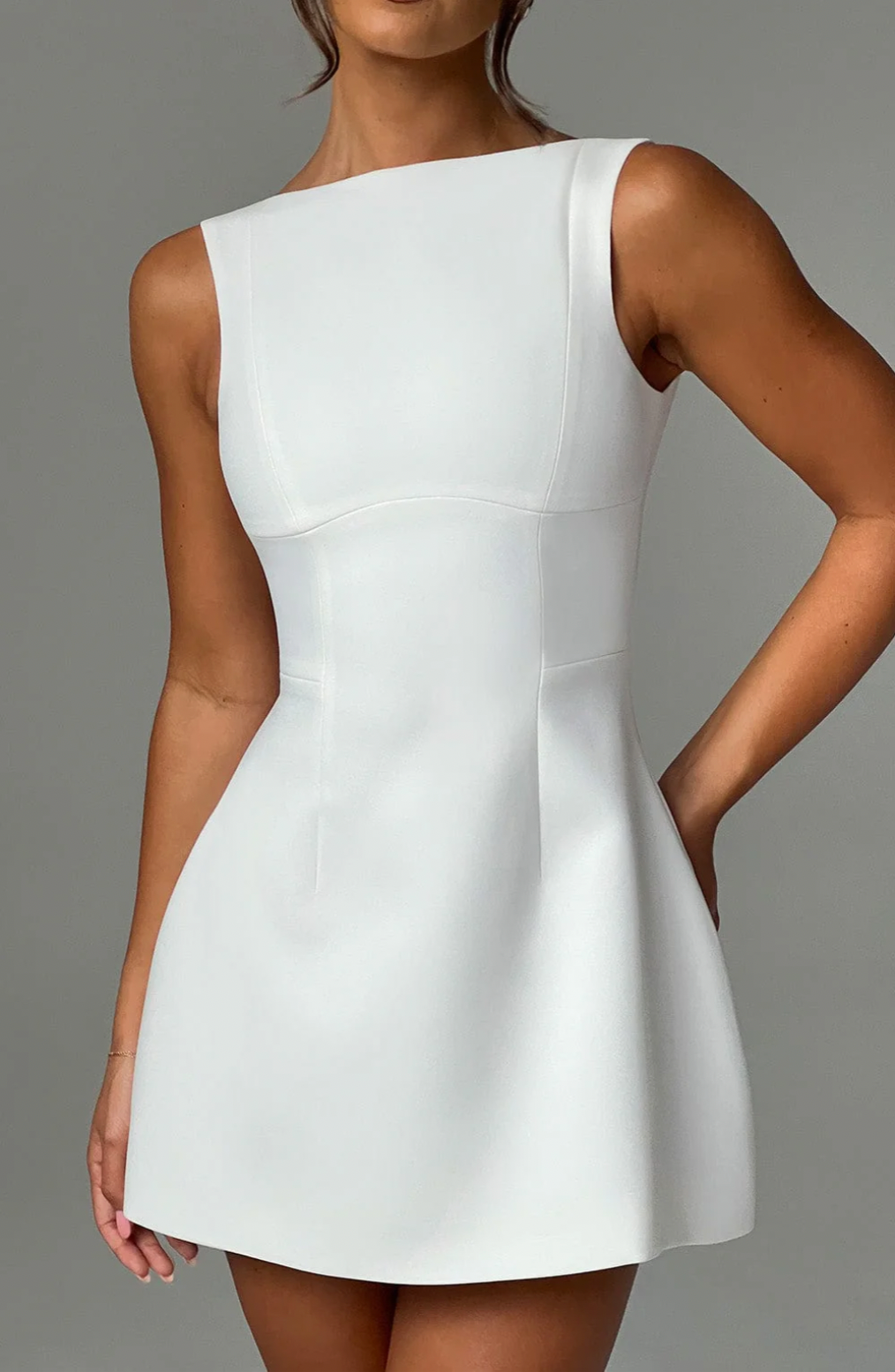 Alana Mini Dress – Elegance with a Flirty Twist ✨